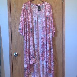 Brand new with tags, Torrid high low duster. Size 1